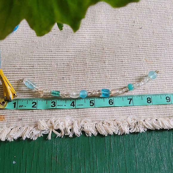 Blue & clear beaded bracelet - Picture 3 of 3